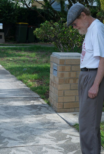 mirror-image kangaroo tessellation